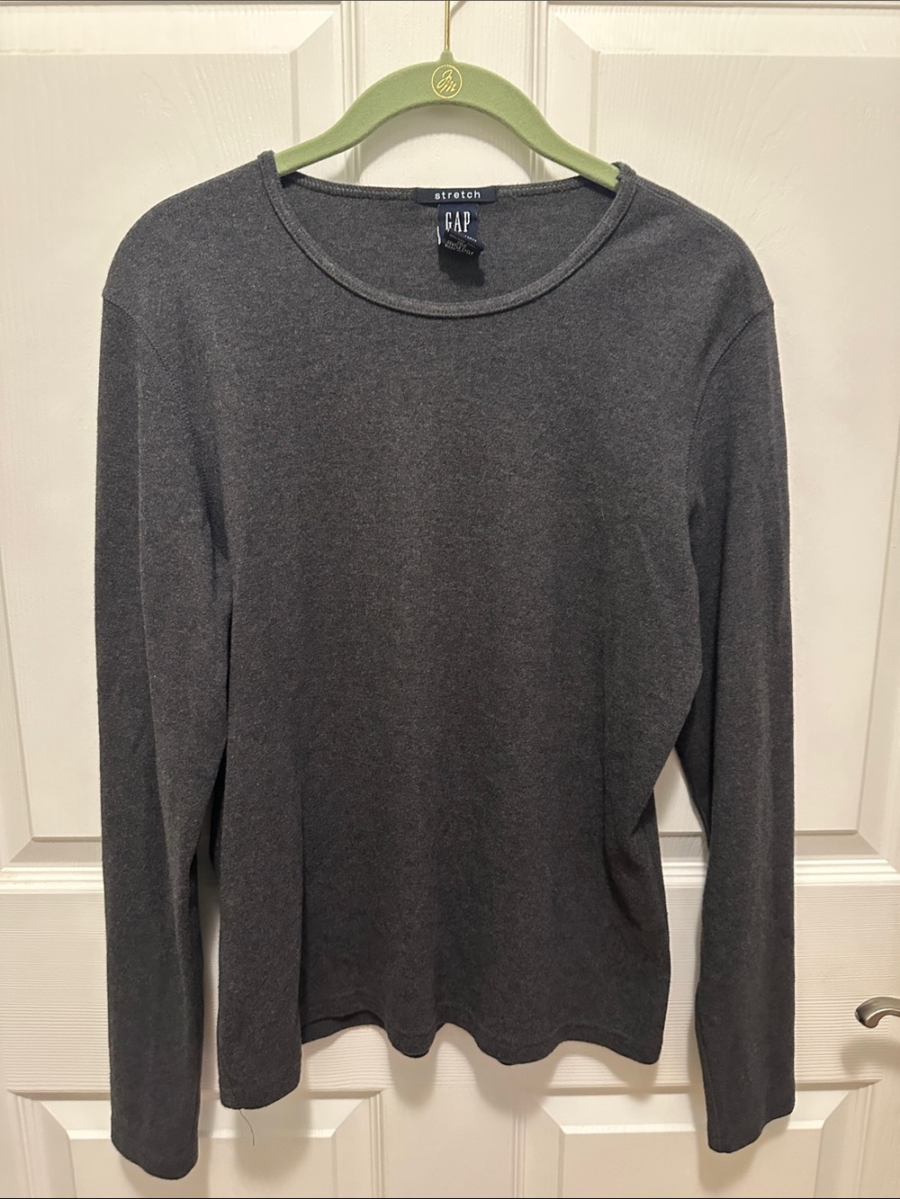 GAP Women's Long-Sleeve Scoop Neck Sweater - Charcoal